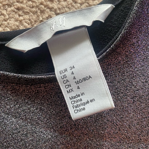 Sz. 4 H&M Metallic Dress - Picture 3 of 6